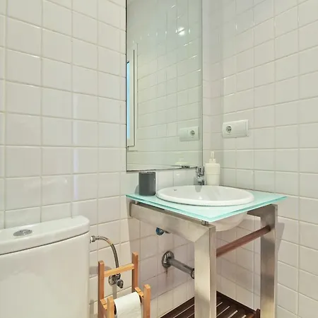 Del Parque Flats - Tribuna * Málaga